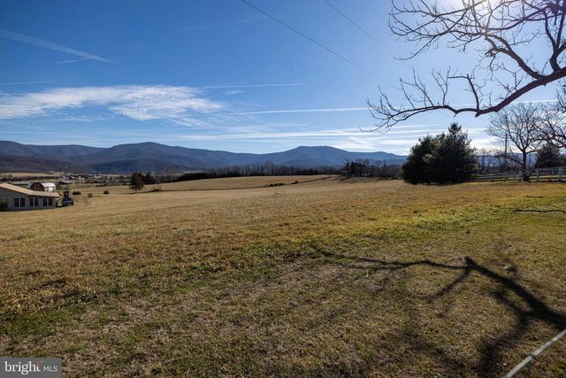 467 VISTA VIEW RD, Stanley, VA 22851