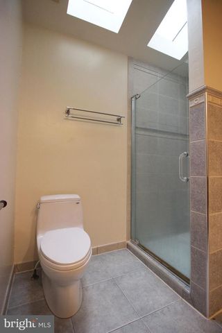 6872 MELROSE DR, Mclean, VA 22101