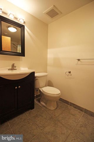 6872 MELROSE DR, Mclean, VA 22101