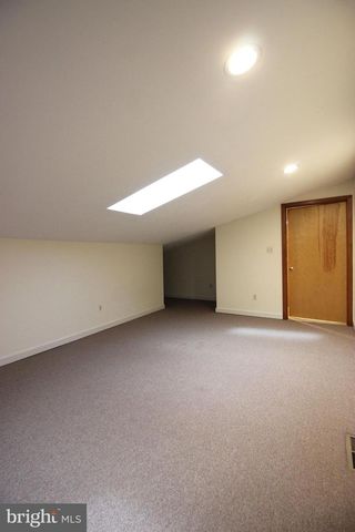 6872 MELROSE DR, Mclean, VA 22101