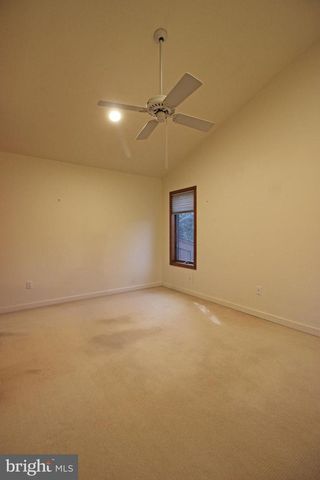 6872 MELROSE DR, Mclean, VA 22101