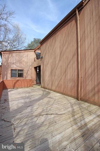 6872 MELROSE DR, Mclean, VA 22101