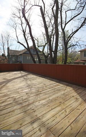 6872 MELROSE DR, Mclean, VA 22101