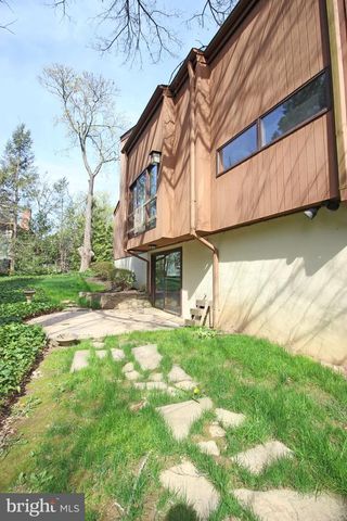 6872 MELROSE DR, Mclean, VA 22101