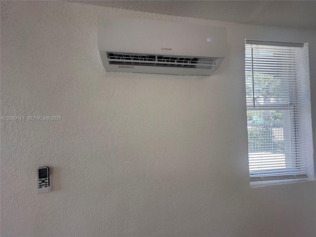 50 NW 79th St 6, Miami, FL 33150