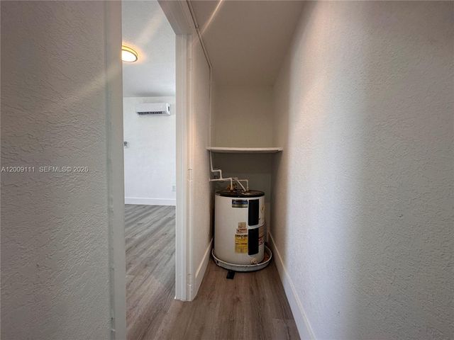 50 NW 79th St 6, Miami, FL 33150