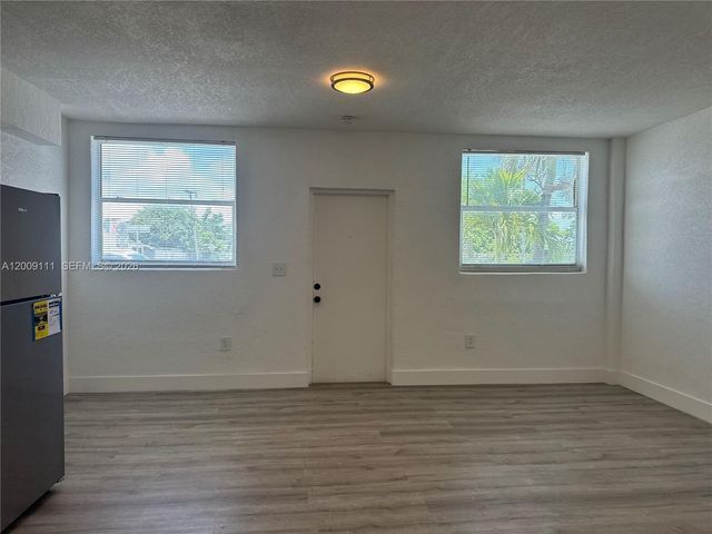 50 NW 79th St 6, Miami, FL 33150