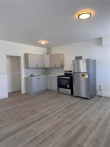 50 NW 79th St 6, Miami, FL 33150