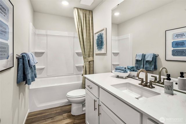 9834 Ferns Loop SE, Yelm, WA 98597