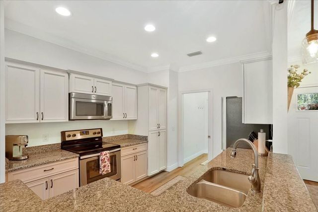 16228 NW 121ST LANE, Alachua, FL 32615