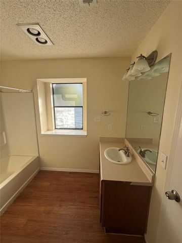 2504 Howellwood WAY B, Austin, TX 78748