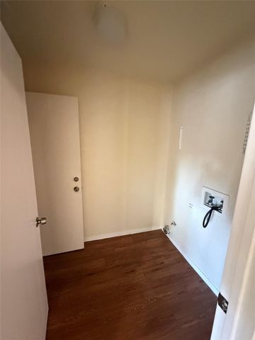 2504 Howellwood WAY B, Austin, TX 78748