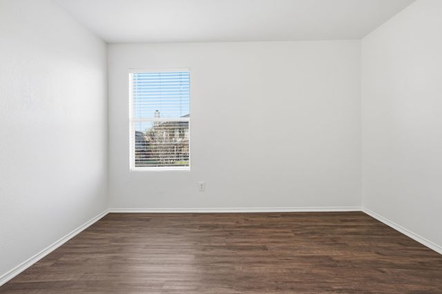 1108 Beaverwood Lane, Crowley, TX 76036