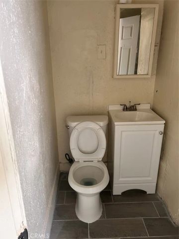 1448 W 106th, Los Angeles, CA 90047