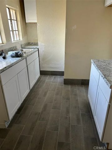 1448 W 106th, Los Angeles, CA 90047