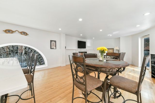 492 Beacon Street 82, Boston, MA 02115