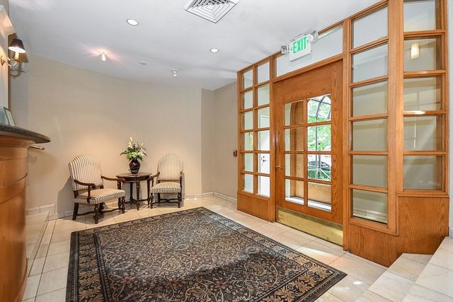 492 Beacon Street 82, Boston, MA 02115