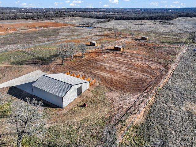 1390 Poe Prairie Road, Millsap, TX 76066