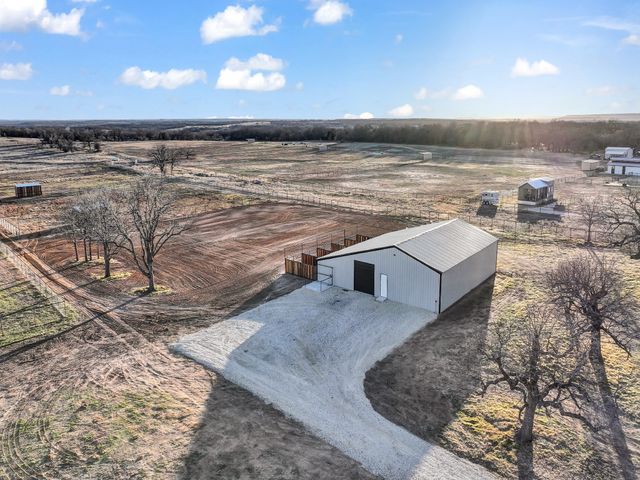1390 Poe Prairie Road, Millsap, TX 76066