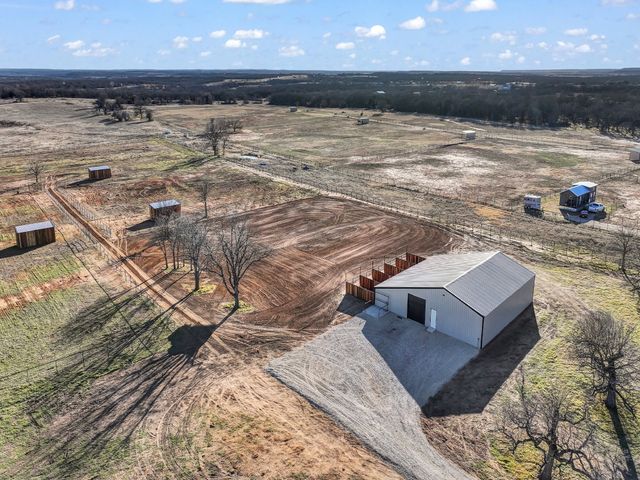 1390 Poe Prairie Road, Millsap, TX 76066