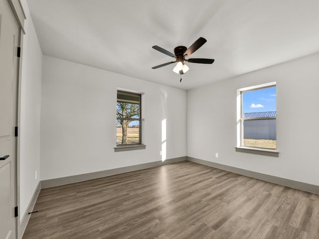 1390 Poe Prairie Road, Millsap, TX 76066