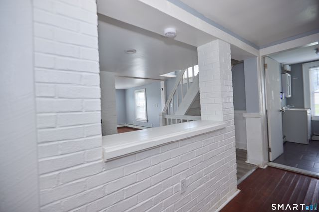 95 Fairview Avenue, Hamden, CT 06514