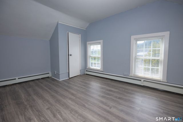 95 Fairview Avenue, Hamden, CT 06514
