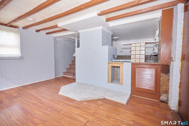 95 Fairview Avenue, Hamden, CT 06514