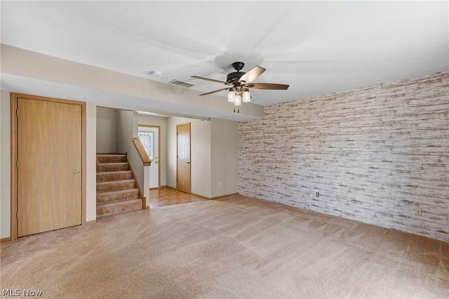 909 Lake Terrace Drive, Painesville, OH 44077