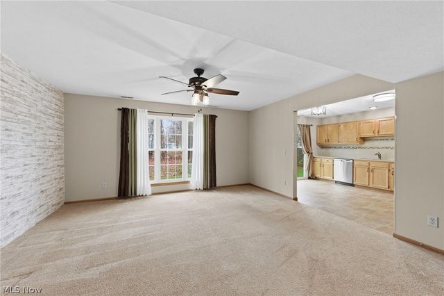 909 Lake Terrace Drive, Painesville, OH 44077