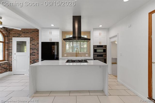 3205 Sherbourne Road, Detroit, MI 48221