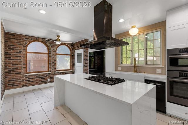 3205 Sherbourne Road, Detroit, MI 48221