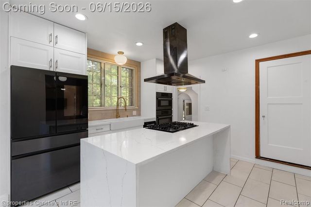 3205 Sherbourne Road, Detroit, MI 48221