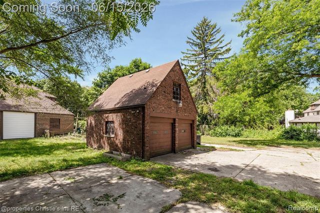 3205 Sherbourne Road, Detroit, MI 48221