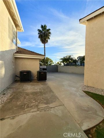 7700 Westpark, Riverside, CA 92506