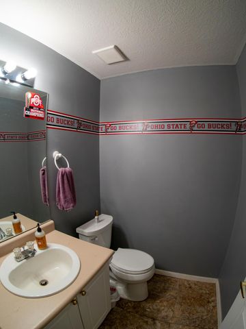 211 Bollingen, Blacklick, OH 43004