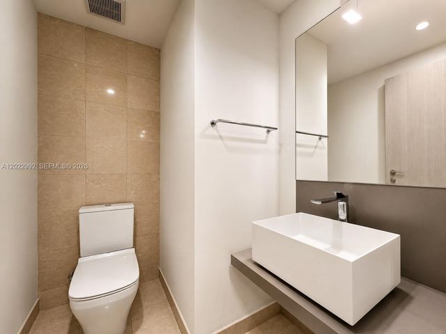 1000 Brickell Plaza 1903, Miami, FL 33131