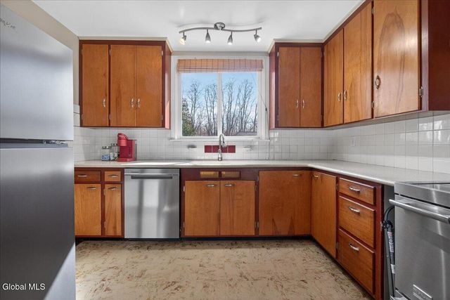 227 Sugar Hill Road, Rexford, NY 12148