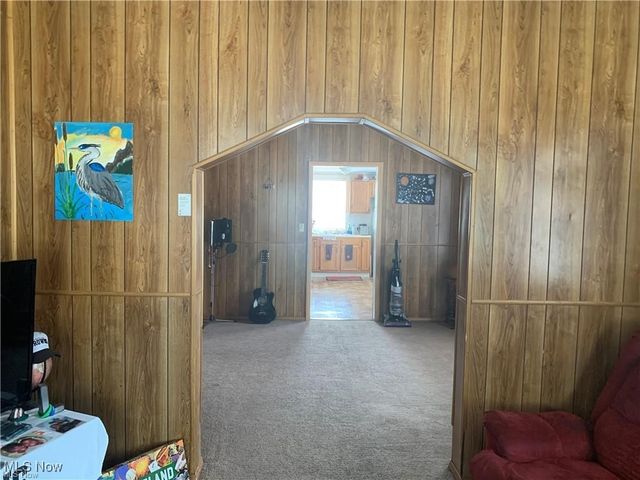 3946 E 54th Street, Newburgh Heights, OH 44105