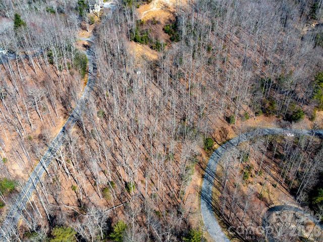 00 Chattooga Run 292R, Hendersonville, NC 28739