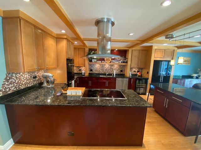 7304 W 108th Street, Worth, IL 60482