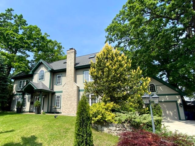 7304 W 108th Street, Worth, IL 60482