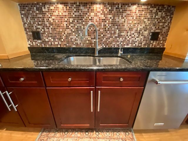 7304 W 108th Street, Worth, IL 60482