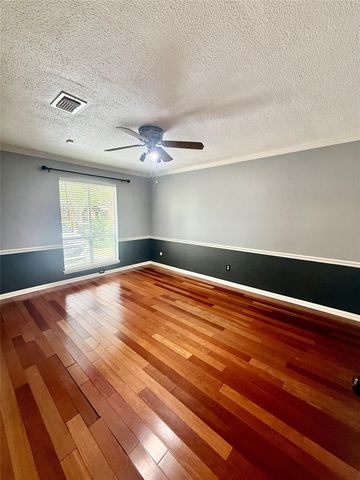 14906 Brookpoint Drive, Houston, TX 77062