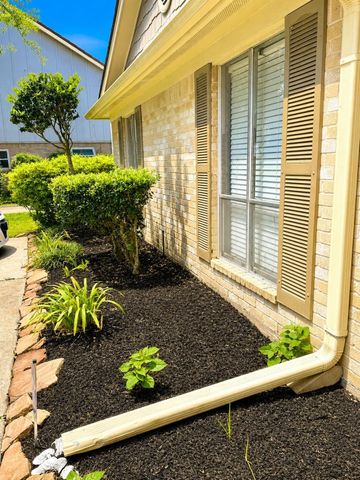 14906 Brookpoint Drive, Houston, TX 77062