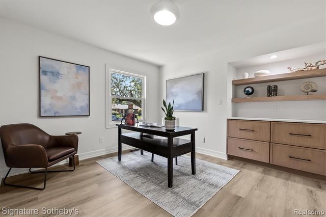154 S Cranbrook Cross Road, Bloomfield Hills, MI 48301