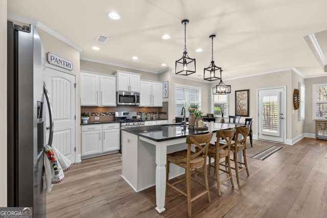 1140 Pebble Creek Lane, Locust Grove, GA 30248