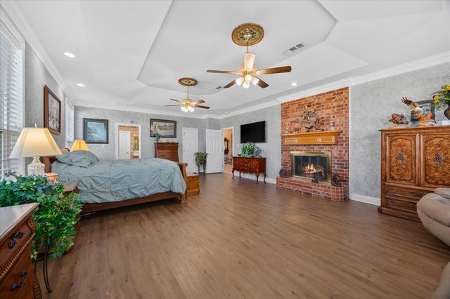 351 Rs County Road 3378, Emory, TX 75440