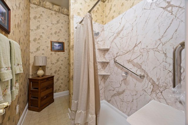 351 Rs County Road 3378, Emory, TX 75440