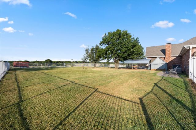 351 Rs County Road 3378, Emory, TX 75440